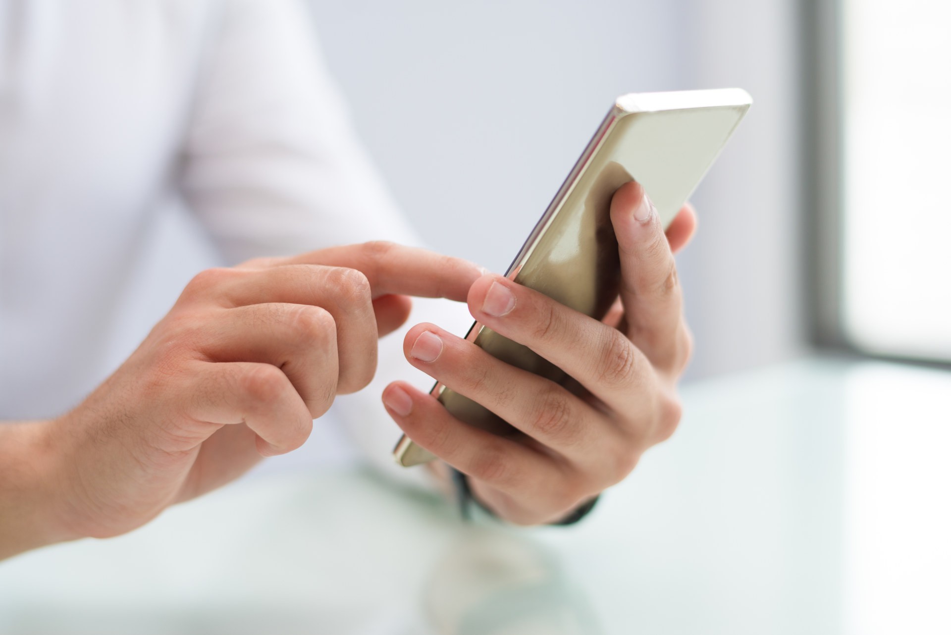 tworzenie aplikacji mobilnych, android, iOS, budowanie aplikacji na telefon